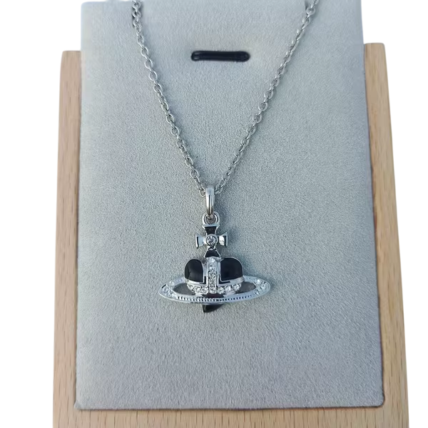 VIVIENNE HEARTWOOD BLACK PENDANT