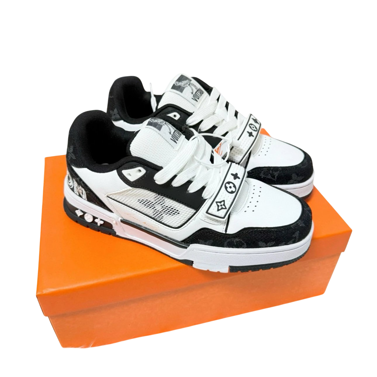 LV SNEAKERS VELC size 42
