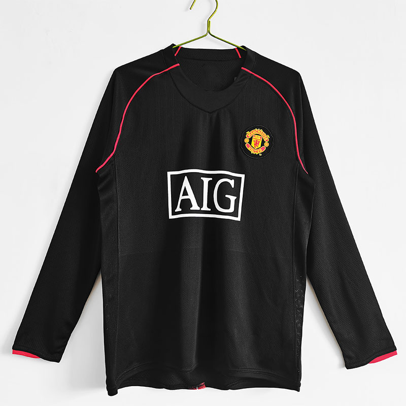 RETRO MAN UNITED LONG SLEEVE SHIRT