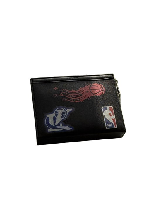 LV COURTSIDE POUCH