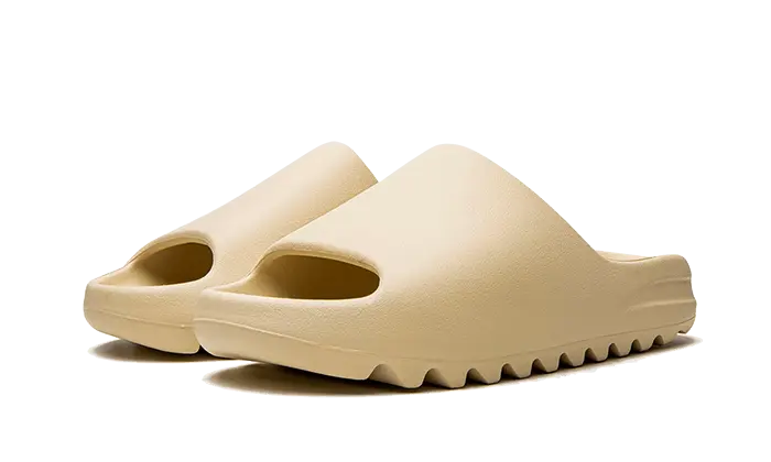 BONE ADIDAS YEEZY SLIDES