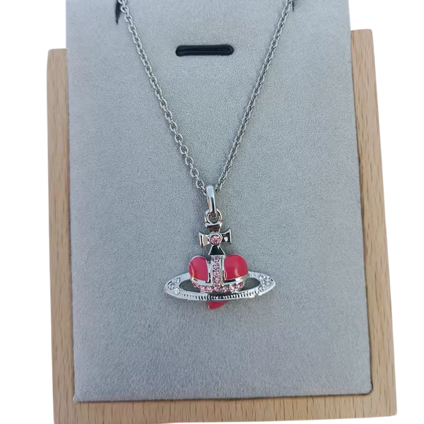 VIVIENNE HEARTWOOD RED PENDANT