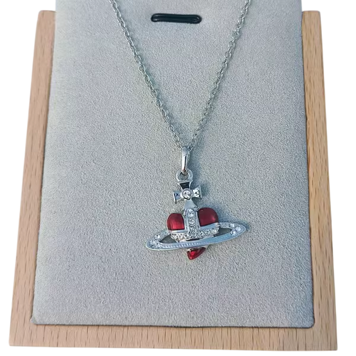 VIVIENNE HEARTWOOD WINE RED PENDANT